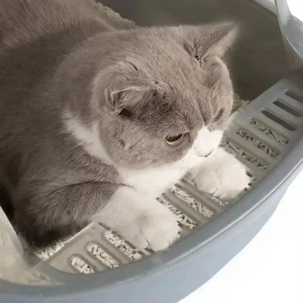 Cat Litter Box Kitty Sandbox Semi-enclosed High Side Splashproof Cat Toilet Pet Bedpans with Litter Scoop Cleaning Cat Supplies