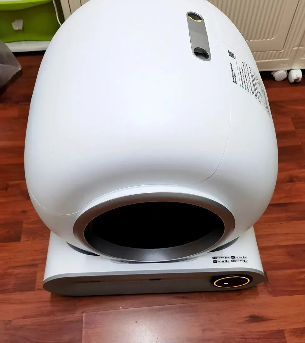 Smart Cat Litter Box for Pets Automatic Cleaning Electric Large Deodorizing Cat Toilet Fully Enclosed Automatic Cat Litter Box