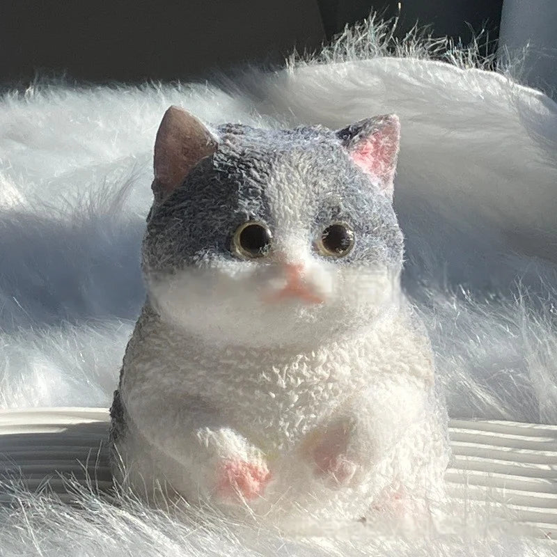 Cat toys cute cat toys stress-relieving cat toys soft toys in the shape of cats Cat toys for relieving fidgety and restless cats