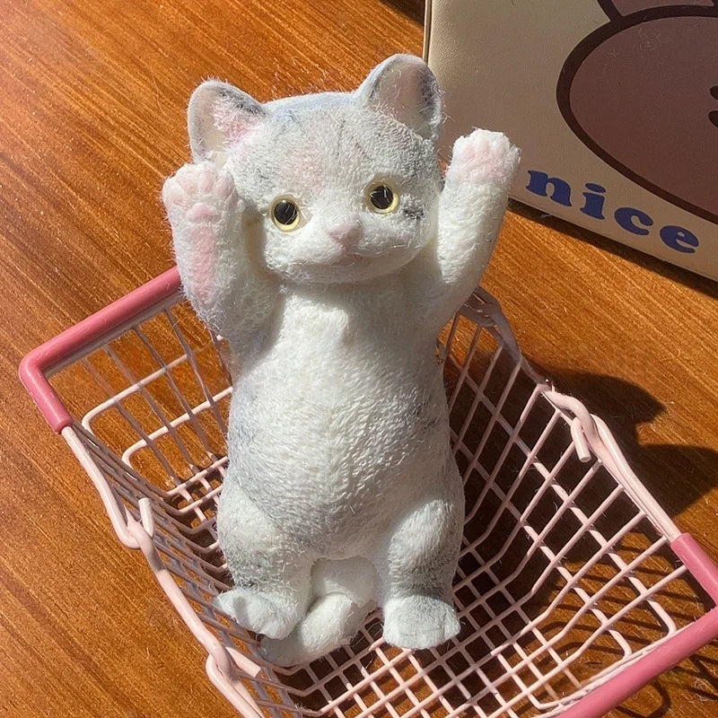 Cat toys cute cat toys stress-relieving cat toys soft toys in the shape of cats Cat toys for relieving fidgety and restless cats
