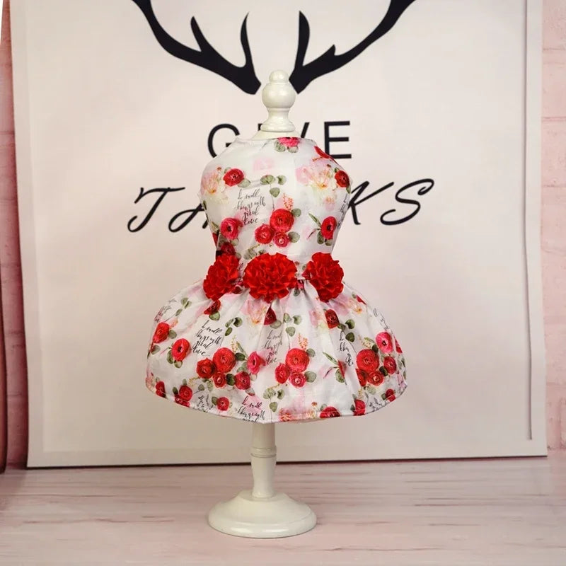 Dog Dress Pet Clothes Spring Summer Puppy Skirt Princess Dress Fashion Flower Heart Lovely Pattern Sleeveless Dog Dresses